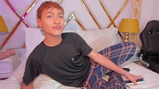 JacobRusso online show from February 11, 2026, 3:17 am