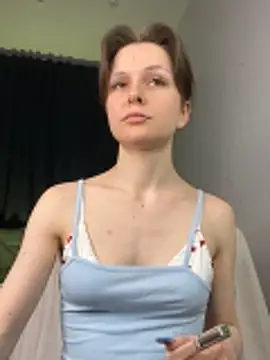 Snapshot of Shy_Vivi chatting on March 19, 2026, 3:23 pm Shy Vivi online show from March 19, 2026, 3:23 pm