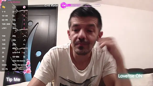 Snapshot of Dale_E chatting on November 24, 2025, 6:02 am Dale E online show from November 24, 2025, 6:02 am