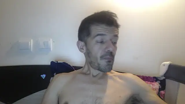 Snapshot of Dale_E chatting on November 27, 2025, 9:26 pm Dale E online show from November 27, 2025, 9:26 pm