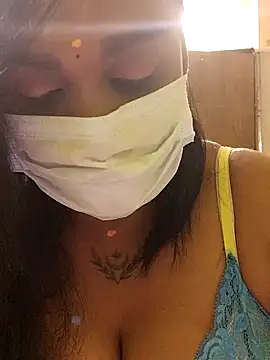 Dharshini98 online show from January 13, 2026, 1:37 pm