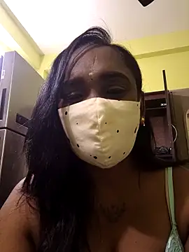 Dharshini98 online show from February 11, 2026, 9:03 pm