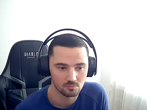 Snapshot of Handsomeboy4you chatting on November 12, 2025, 1:59 pm Handsomeboy4you online show from November 12, 2025, 1:59 pm