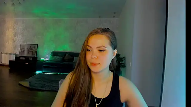 Kira love 81 online show from June 20, 2026, 4:17 am