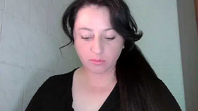 MelinaAx online show from July 12, 2026, 7:47 pm