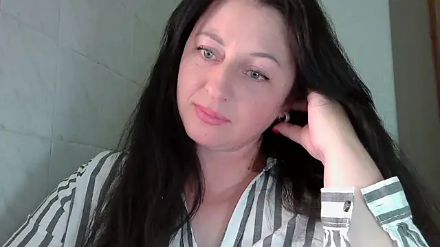 MelinaAx online show from July 7, 2026, 7:17 pm