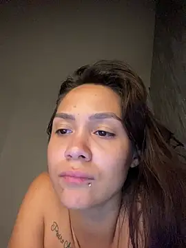 carolsapequinha online show from July 8, 2026, 3:41 am