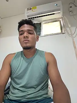 SeductivoX online show from November 12, 2025, 8:01 pm