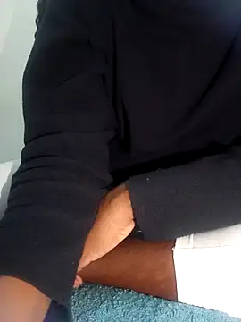 Snapshot of mirna96 chatting on December 13, 2025, 8:26 pm mirna96 online show from December 13, 2025, 8:26 pm