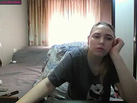 JenniDeep online show from March 28, 2026, 7:31 am