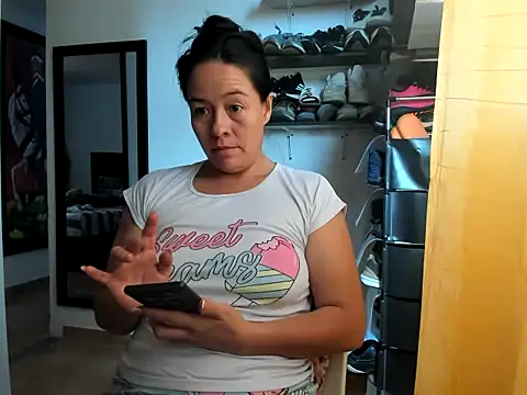 caroline 47 online show from July 8, 2026, 1:56 pm