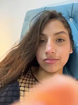 Paulett Smith online show from November 26, 2025, 4:40 pm