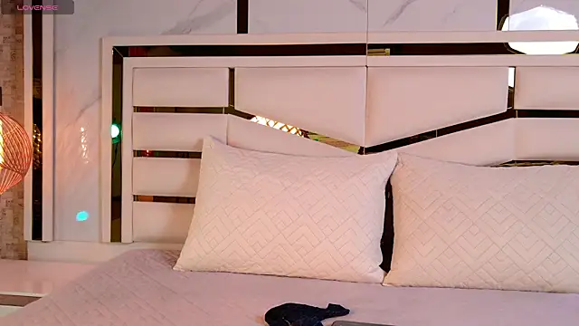 nix wolf online show from January 15, 2026, 3:10 am