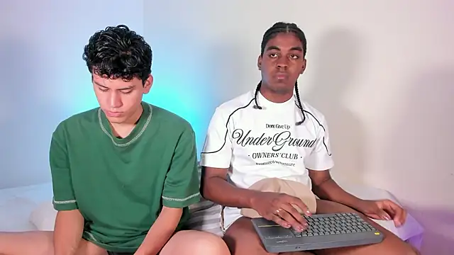 Snapshot of Mark_Nico chatting on March 14, 2026, 11:49 am Mark Nico online show from March 14, 2026, 11:49 am