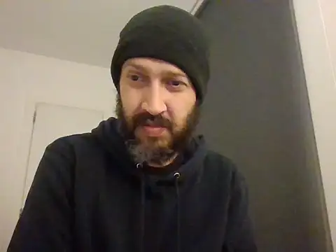 Snapshot of Torvison27 chatting on January 18, 2026, 5:55 am Torvison27 online show from January 18, 2026, 5:55 am