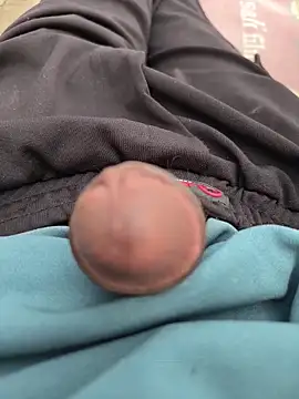 Ritik143jhil online show from November 27, 2025, 9:43 am