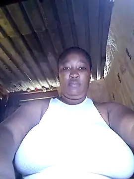 Snapshot of MissMoyo chatting on November 14, 2025, 11:03 am MissMoyo online show from November 14, 2025, 11:03 am