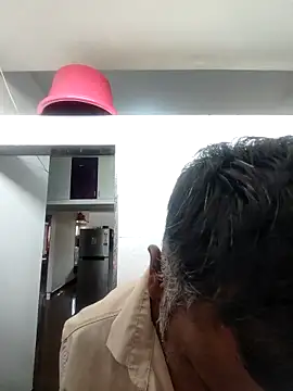 Snapshot of Paramkeerthi chatting on May 18, 2026, 3:17 am Paramkeerthi online show from May 18, 2026, 3:17 am