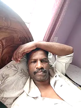 Snapshot of Paramkeerthi chatting on May 17, 2026, 2:22 am Paramkeerthi online show from May 17, 2026, 2:22 am