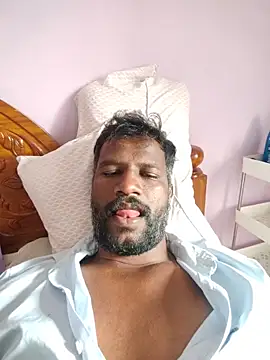 Snapshot of Paramkeerthi chatting on July 20, 2026, 6:21 am Paramkeerthi online show from July 20, 2026, 6:21 am