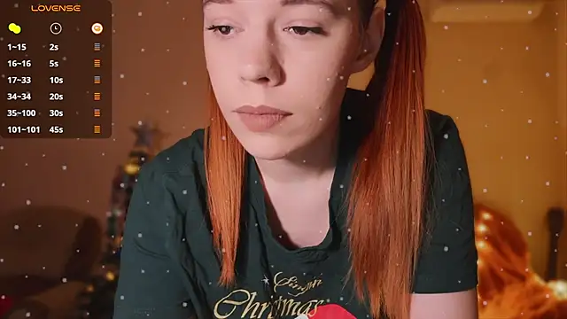 Snapshot of Margie_Dorene chatting on December 21, 2025, 9:15 pm Margie Dorene online show from December 21, 2025, 9:15 pm