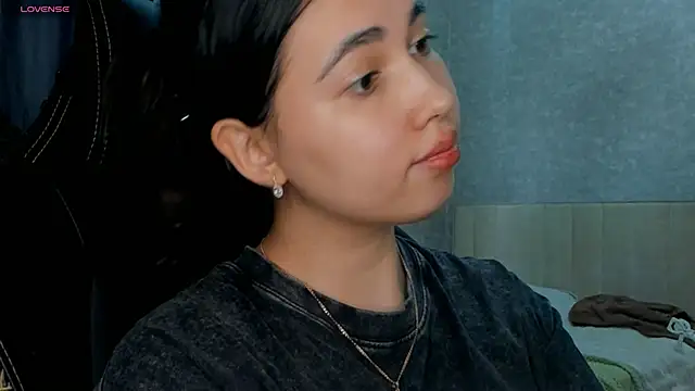 Snapshot of Diara_1an chatting on May 4, 2026, 10:18 am Diara 1an online show from May 4, 2026, 10:18 am
