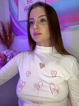 Snapshot of LoKIRAve chatting on November 15, 2025, 4:22 pm LoKIRAve online show from November 15, 2025, 4:22 pm