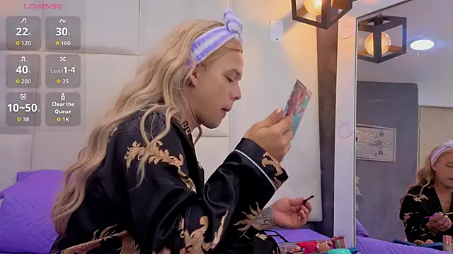 Valentino moretti online show from June 3, 2026, 11:22 am