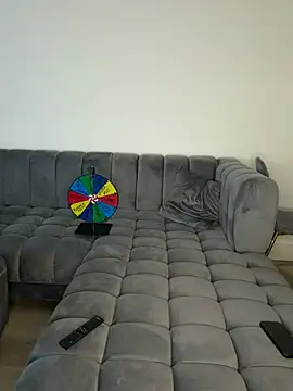 Drekacakez online show from June 26, 2026, 1:50 pm