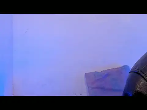 aprille15 online show from April 13, 2026, 8:13 pm