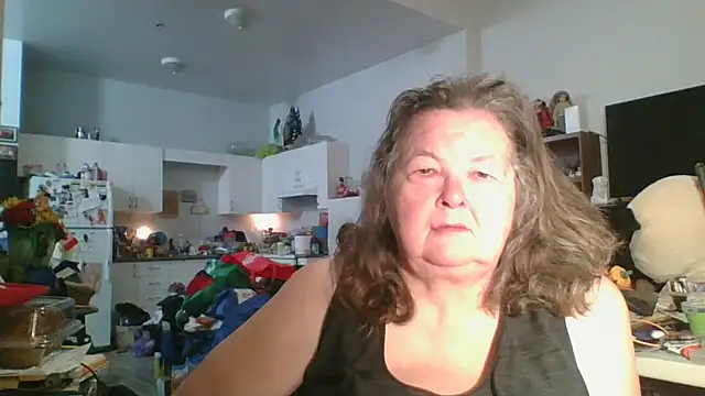 TiguhguhrsRose online show from December 3, 2025, 3:40 am