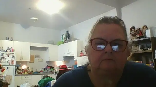 TiguhguhrsRose online show from November 19, 2025, 3:50 am