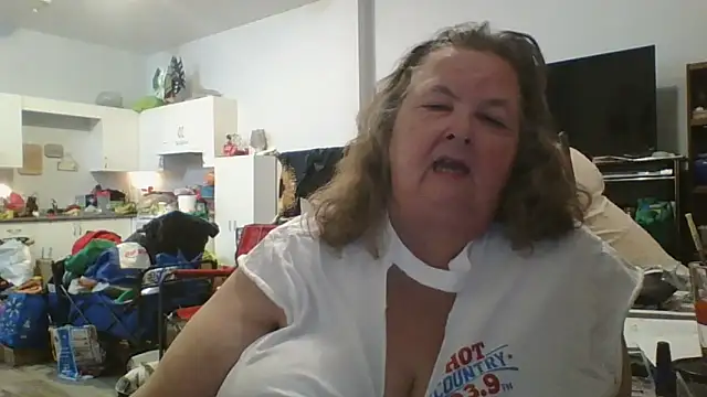 TiguhguhrsRose online show from November 25, 2025, 1:39 am