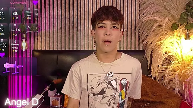 Angeldust19 online show from April 14, 2026, 3:33 am