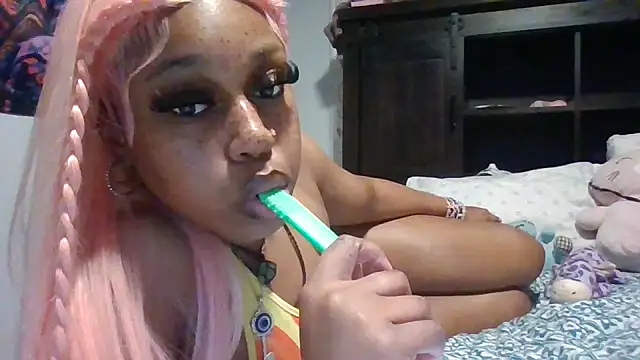 sexcikween online show from December 22, 2025, 4:45 am