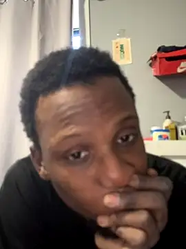 Snapshot of Shyguycharlie26 chatting on November 17, 2025, 8:13 pm Shyguycharlie26 online show from November 17, 2025, 8:13 pm