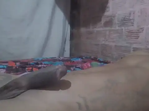 morenoosafado18cm online show from November 30, 2025, 10:54 pm