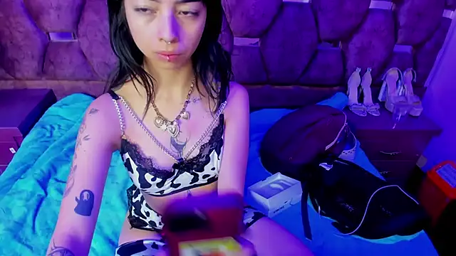  Ivy Luna online show from May 17, 2026, 6:41 pm