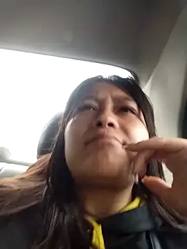 Snapshot of Kitty_25x chatting on November 19, 2025, 1:33 pm Kitty 25x online show from November 19, 2025, 1:33 pm