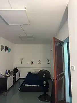 Snapshot of KevinSpenser chatting on November 14, 2025, 8:56 pm KevinSpenser online show from November 14, 2025, 8:56 pm