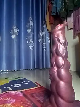 subeo-00 online show from February 5, 2026, 9:10 pm