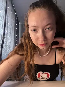 Holy Poly online show from April 2, 2026, 5:25 am