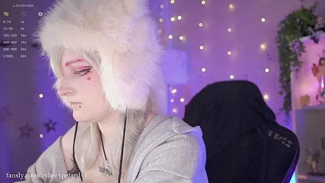 vronnier online show from February 14, 2026, 3:23 pm