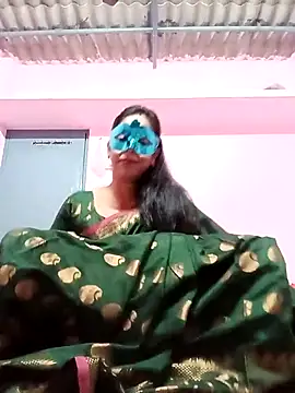 Snapshot of Nisha__19 chatting on November 28, 2025, 3:45 pm Nisha 19 online show from November 28, 2025, 3:45 pm