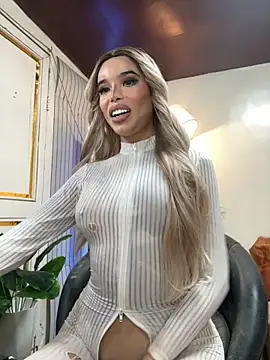  SandraHornball  online show from November 30, 2025, 11:16 pm