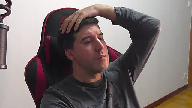 likihot online show from November 16, 2025, 9:30 pm