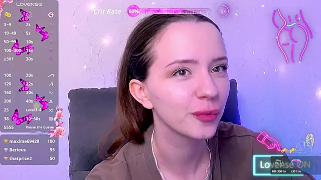 BellaVelure6767 online show from May 15, 2026, 11:25 pm
