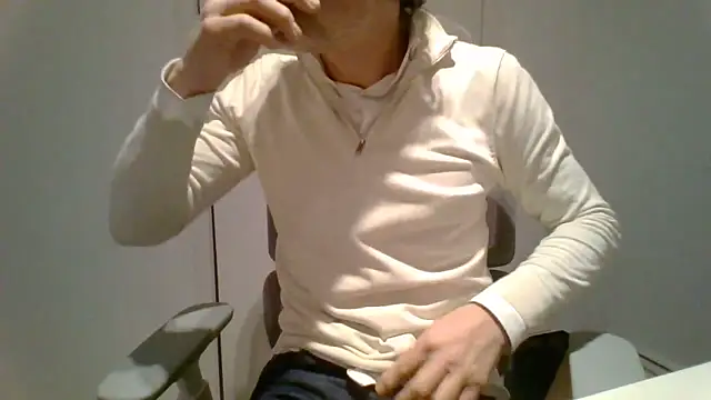 Brandonn1989amateur online show from November 27, 2025, 3:23 pm