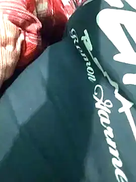 Desiteen21 online show from November 15, 2025, 12:20 pm