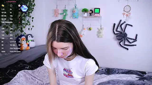 Emmie shy online show from December 19, 2025, 11:45 am